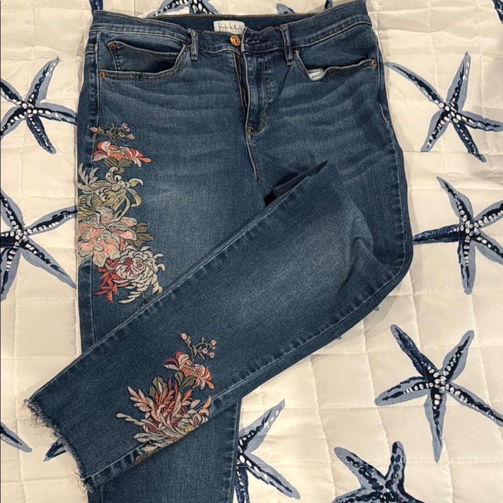 Nicole Miller Blue Skinny Jeans with Floral Embroidery